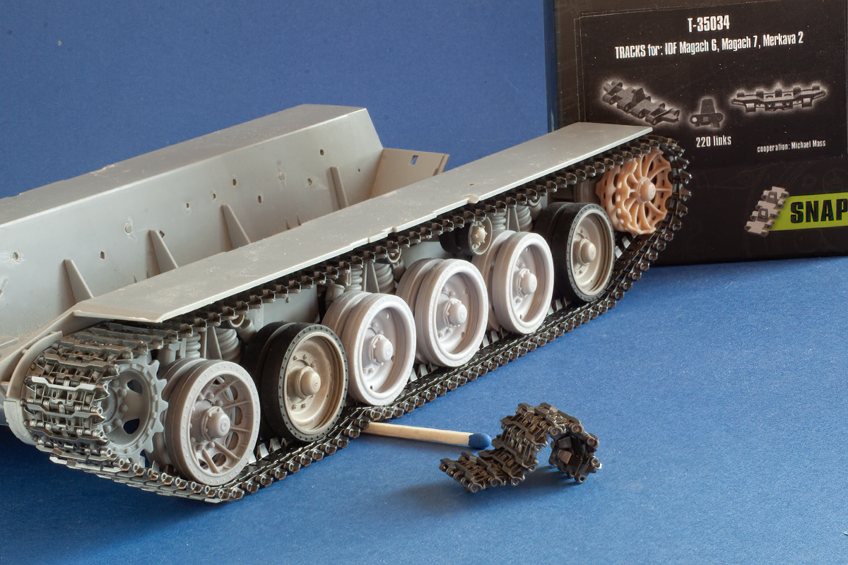 1/35 QuickTracks T-35034 Tracks for IDF Magach 6; Magach 7; Merkava 2