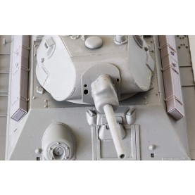 1/35 BitsKrieg BK-064 Early T-34 External Fuel Tanks with Clamps - Horizontally mounted